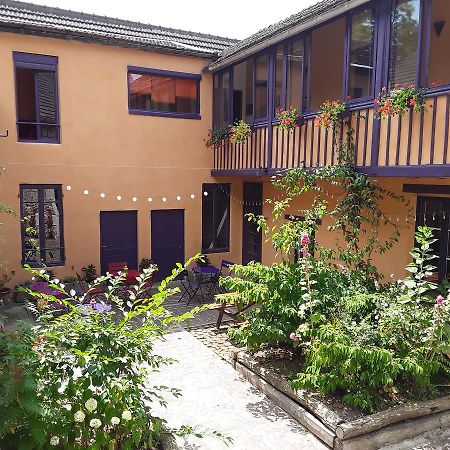 Chambres D'Hotes Les Coutas Mailly-la-Ville Екстер'єр фото