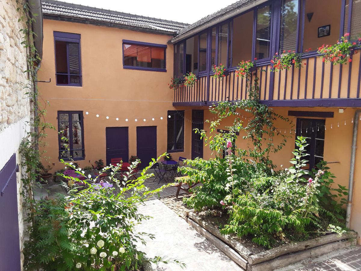 Chambres D'Hotes Les Coutas Mailly-la-Ville Екстер'єр фото