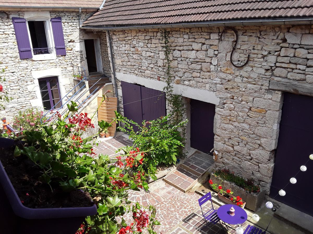 Chambres D'Hotes Les Coutas Mailly-la-Ville Екстер'єр фото